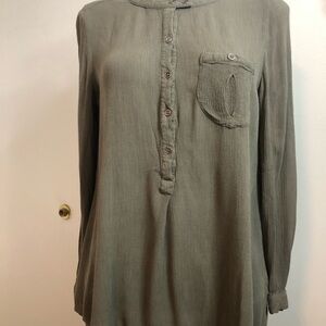 Elegant Olive Green Button-Up Tunic